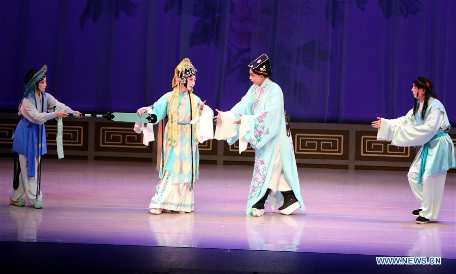 Chine : spectacle d'opéra Kunqu à Hong Kong 