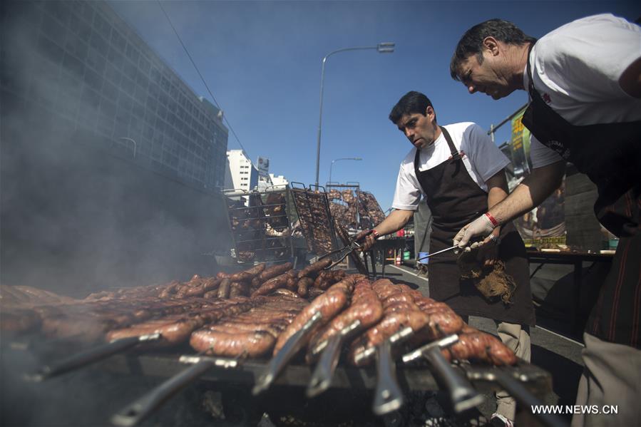 Argentine : concours de barbecue à Buenos Aires
