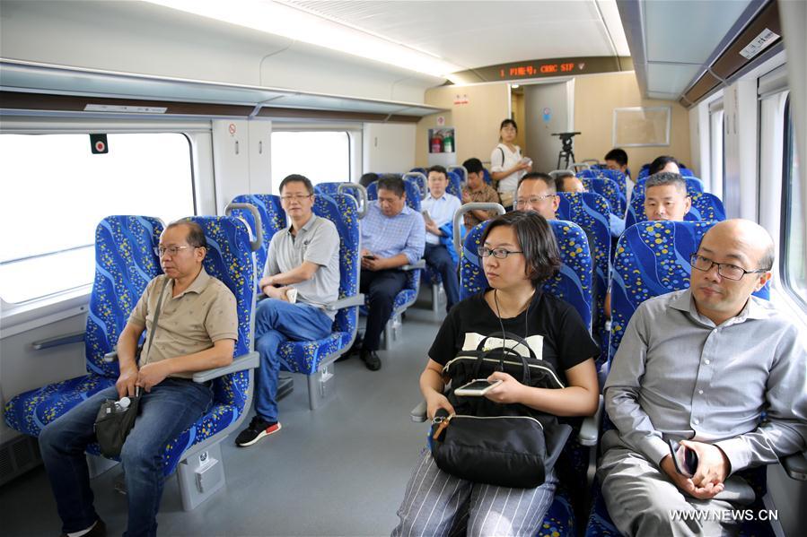 Chine : de nouveaux trains intercités sortis des chaînes de production