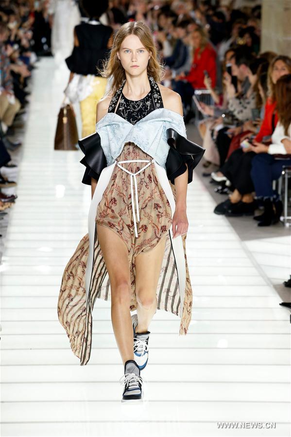 Semaine de la mode de Paris (Louis Vuitton)