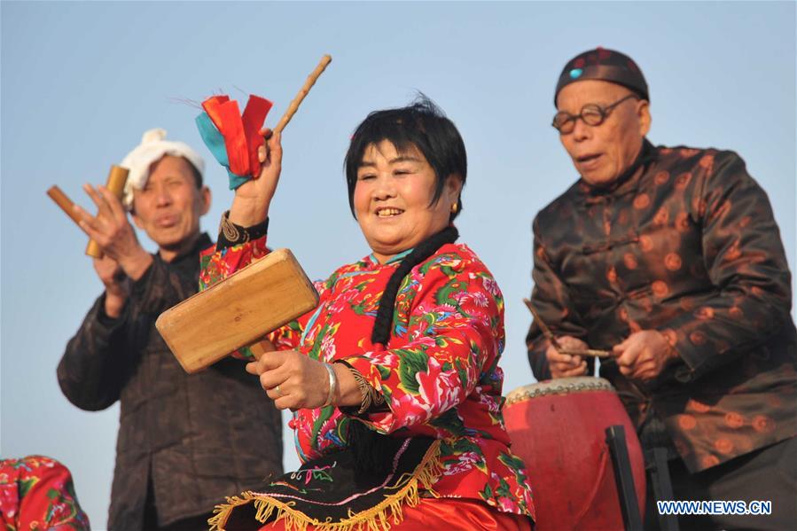 Chine : spectacle de l'opéra de Xuncheng