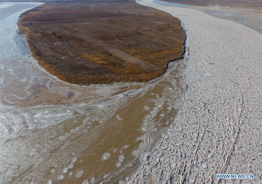 Chine : le fleuve Jaune pris dans les glaces