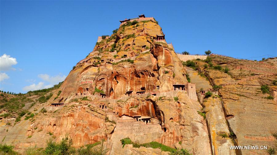 Chine : paysage du relief Danxia au Shaanxi