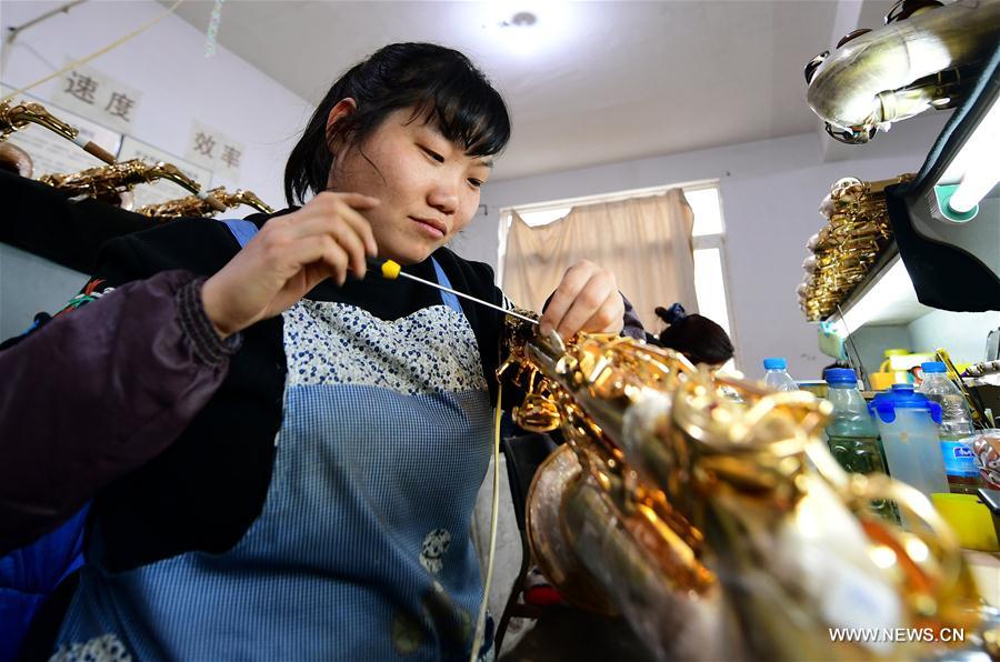 Chine : l'industrie des instruments de musique au Hebei
