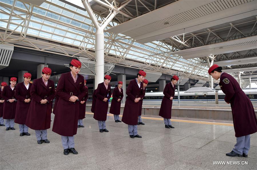 Chine : formation de membres d'équipages de trains à Changsha