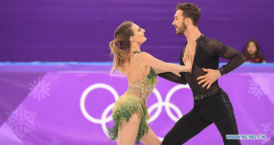 JO d'hiver 2018 : Gabriella Papadakis et Guillaume Cizeron en danse sur glace