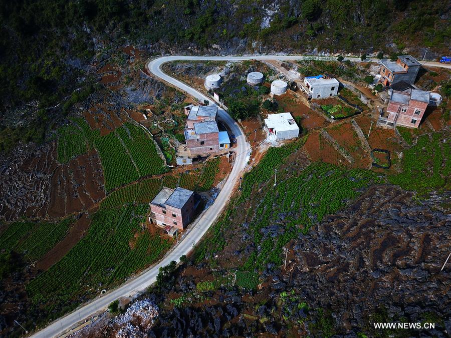 Chine : routes de villages au Guangxi