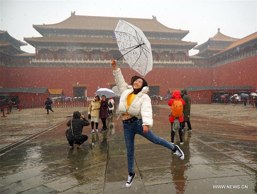 Beijing : des chutes de neige mettent fin à une période de sécheresse record