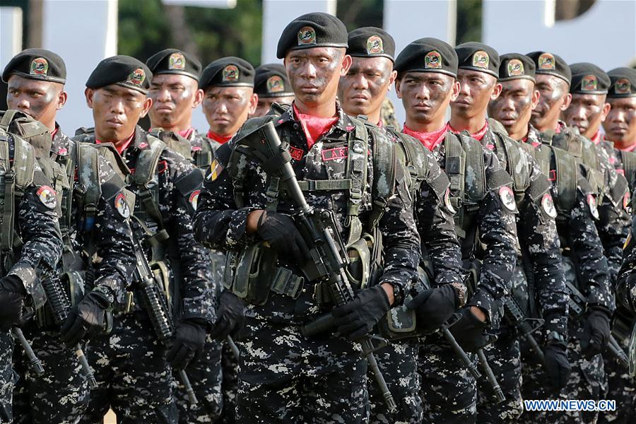 Philippines : célébrations du 121e anniversaire de l'armée