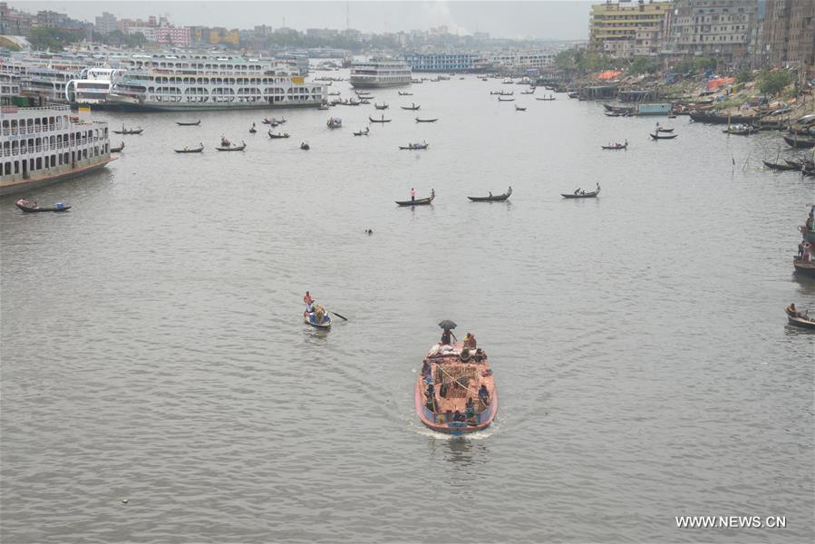 Transport fluvial au Bangladesh