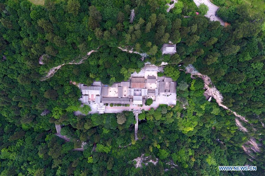 Chine : paysage de forêts dans le nord