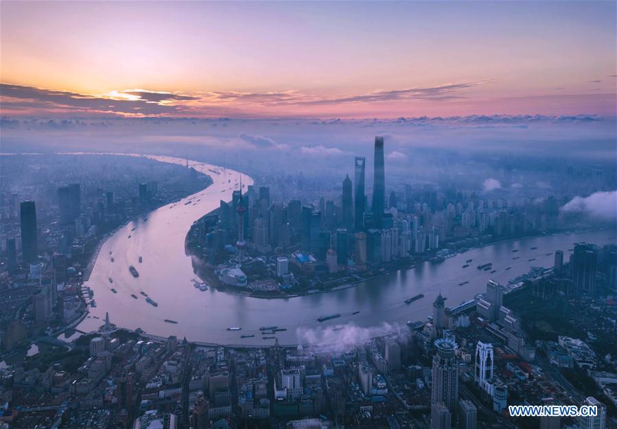 Chine : vue aérienne de la Nouvelle Zone de Pudong à Shanghai