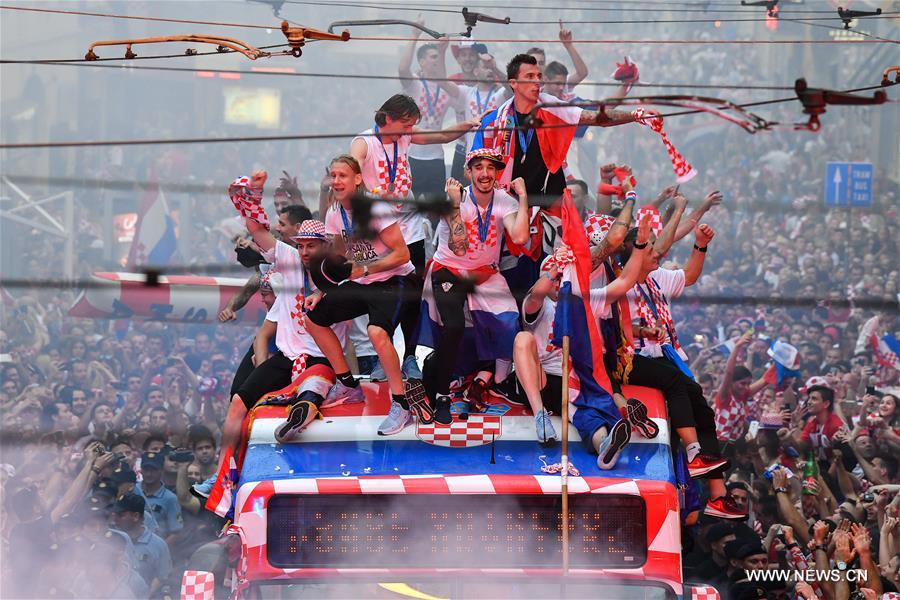 Croatie : l'équipe nationale accueillie en héros à Zagreb