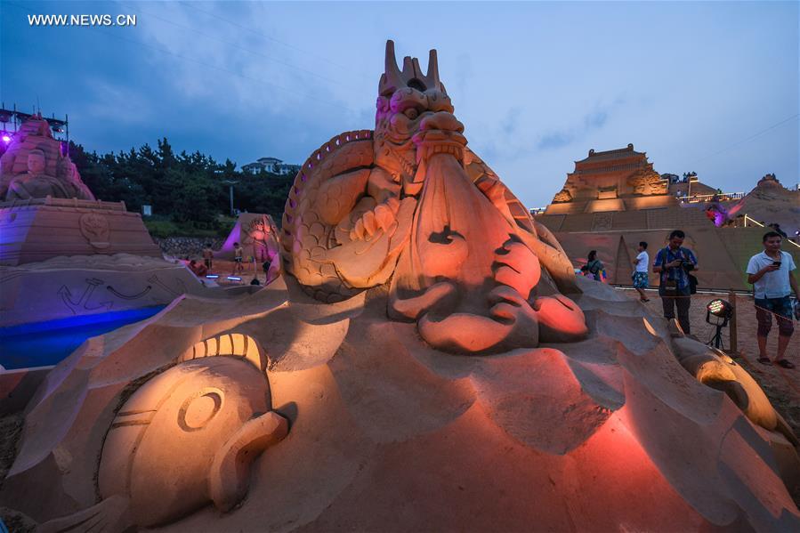 Chine : inauguration du festival international de sculptures sur sable de Zhoushan