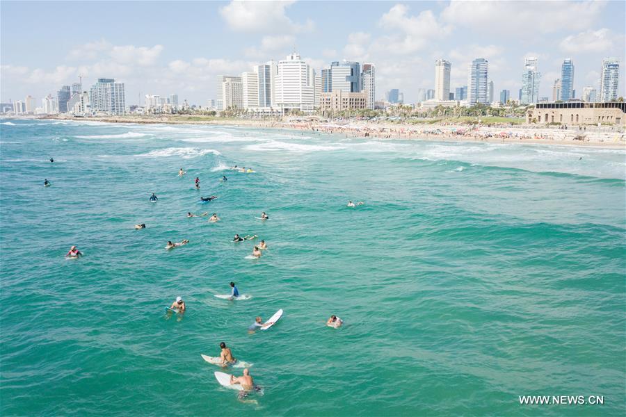 Israël : surf en Méditerranée 