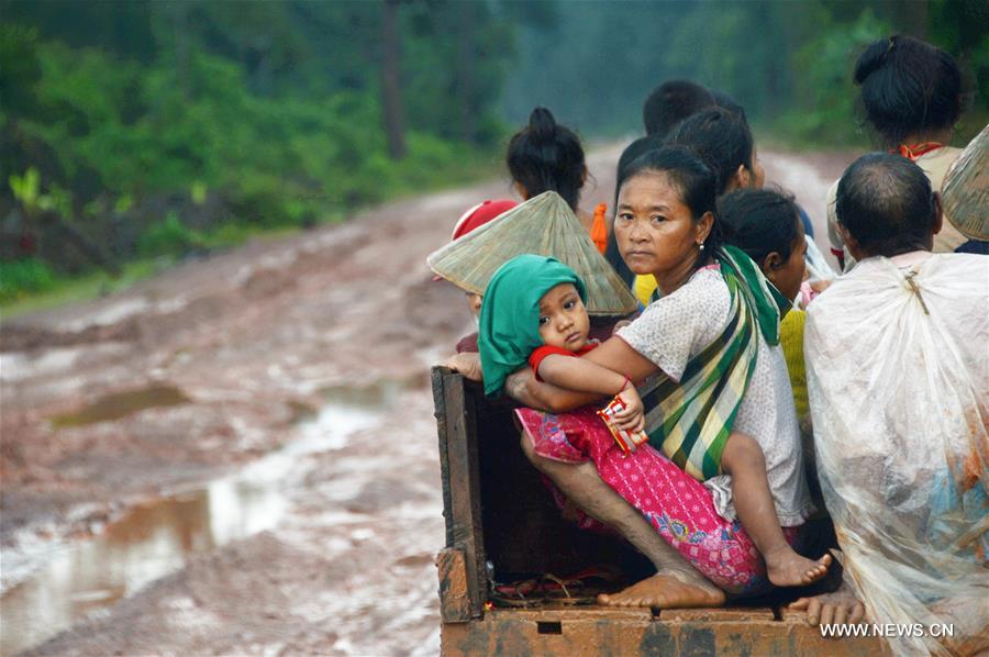 Laos : inondations après l'effondrement d'un barrage en construction