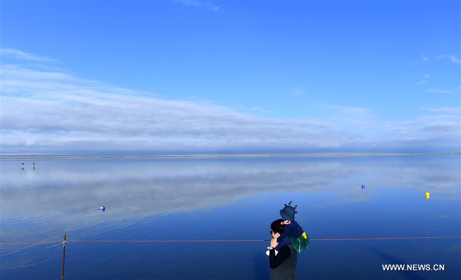 Chine : lac salé Caka au Qinghai