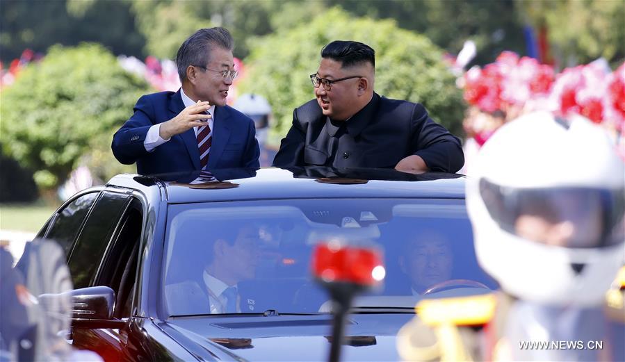 Moon Jae-in arrive à Pyongyang pour le troisième sommet intercoréen