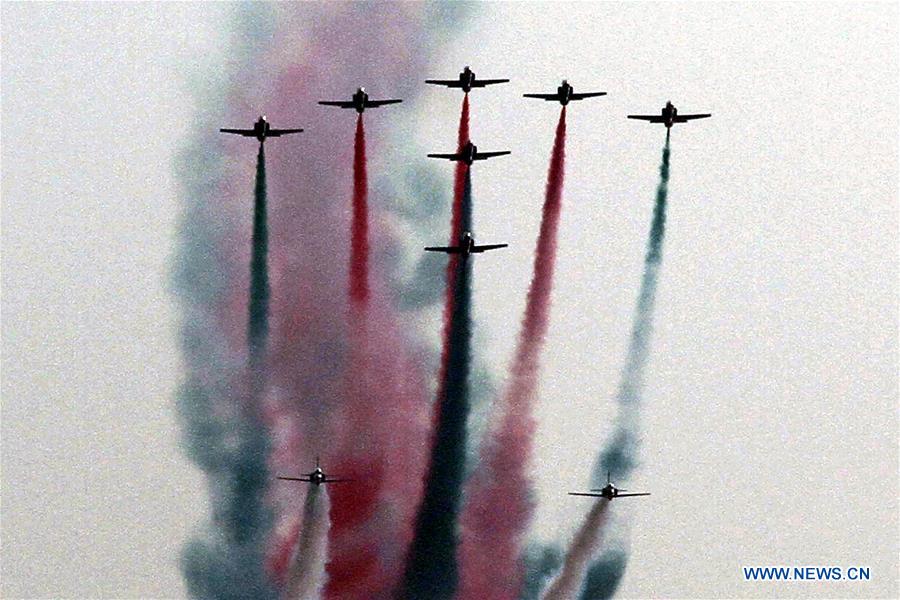 Pakistan : spectacle aérien à Karachi