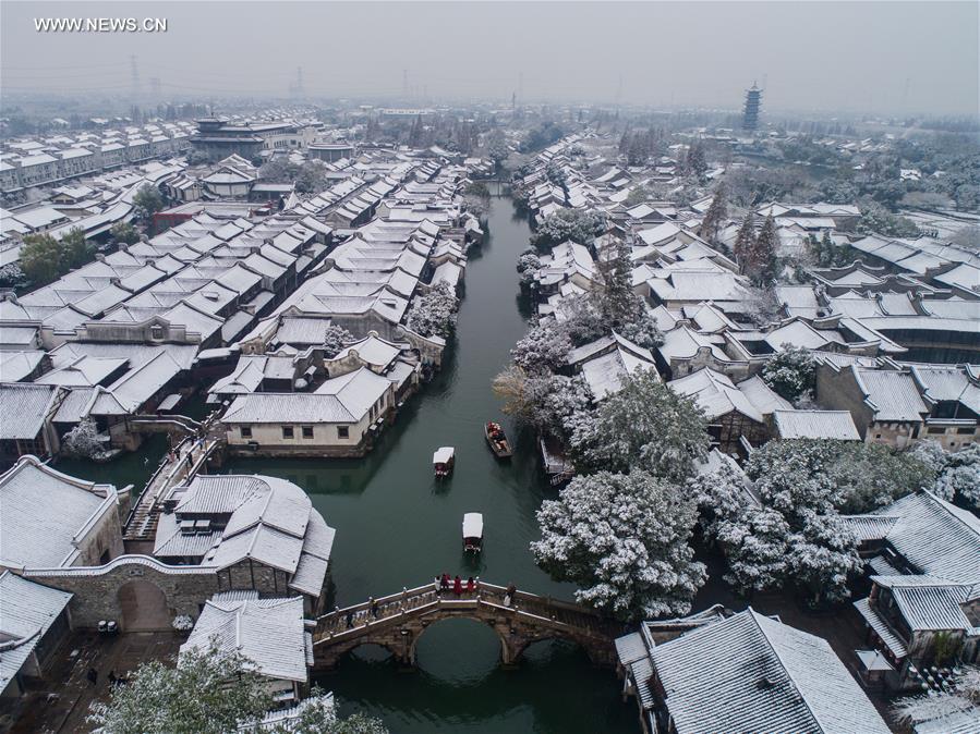 Chine : paysage enneigé de Wuzhen