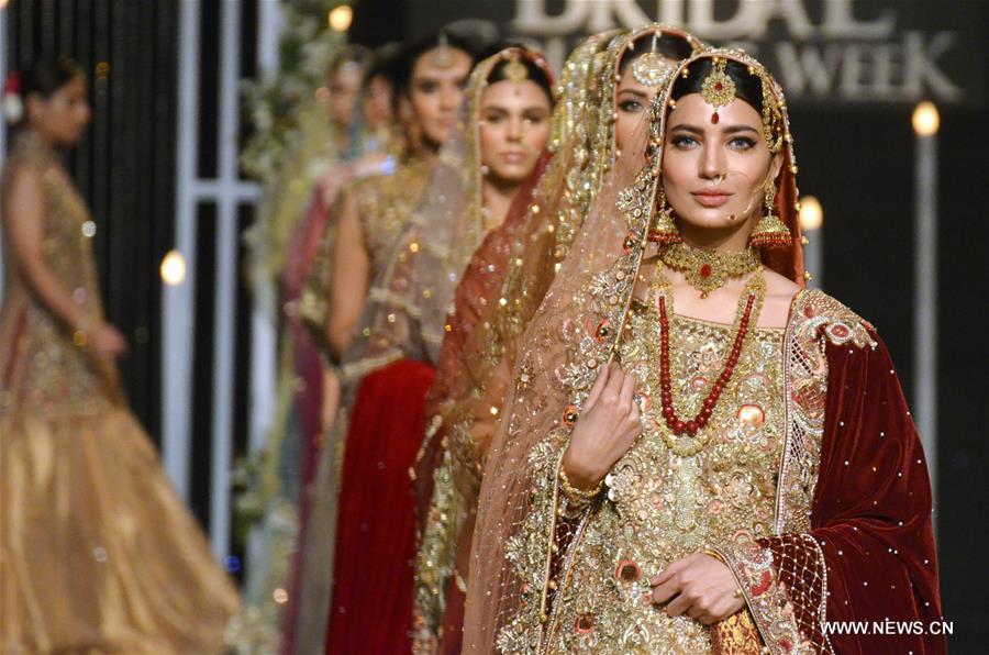 Pakistan : semaine de la mode nuptiale à Lahore