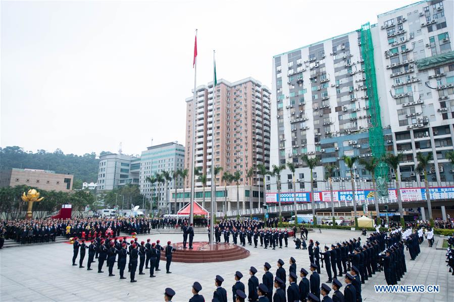 Chine : cérémonie de lever du drapeau pour le 19e anniversaire de la rétrocession de Macao