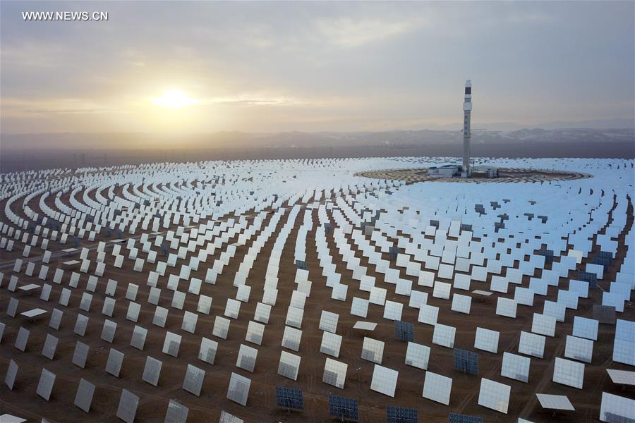 Chine : centrale thermique solaire au Gansu 