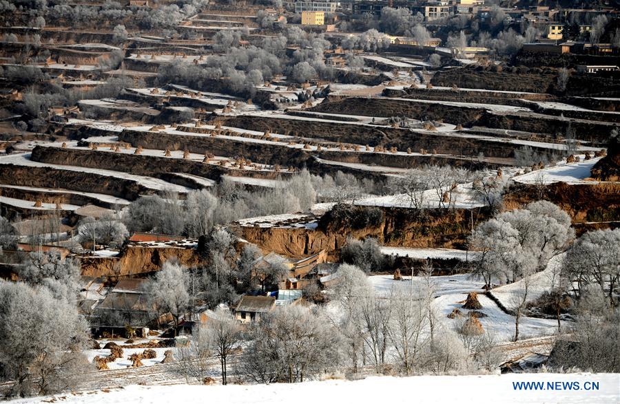 Chine : paysage de givre au Gansu