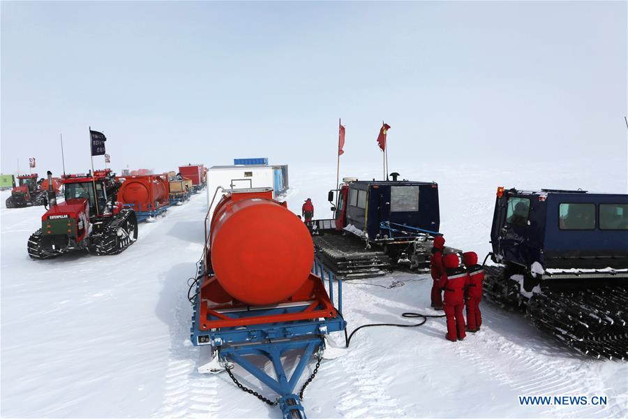 Les équipes de l'expédition chinoise en Antarctique quittent la station Taishan pour la station Zhongshan