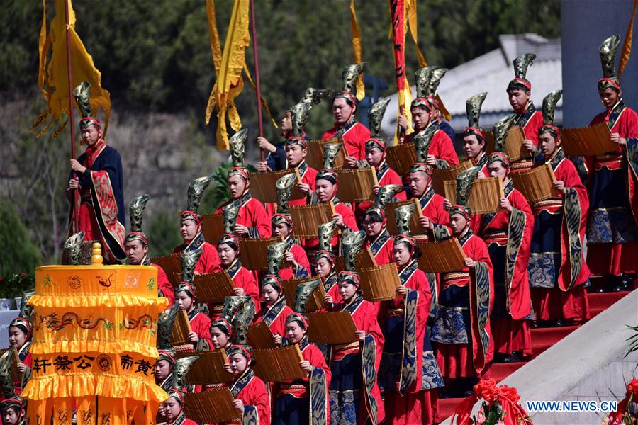 Chine : cérémonie pour rendre hommage à l'Empereur Jaune