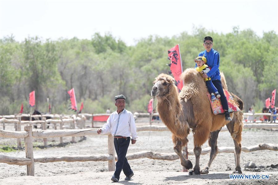 Xinjiang : tourisme à Awat