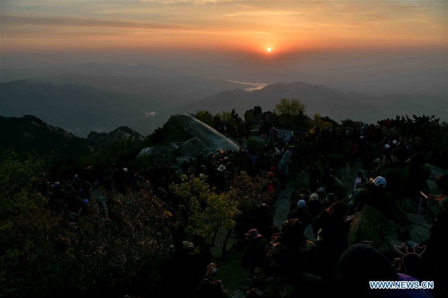 Chine : mont Taishan au Shandong