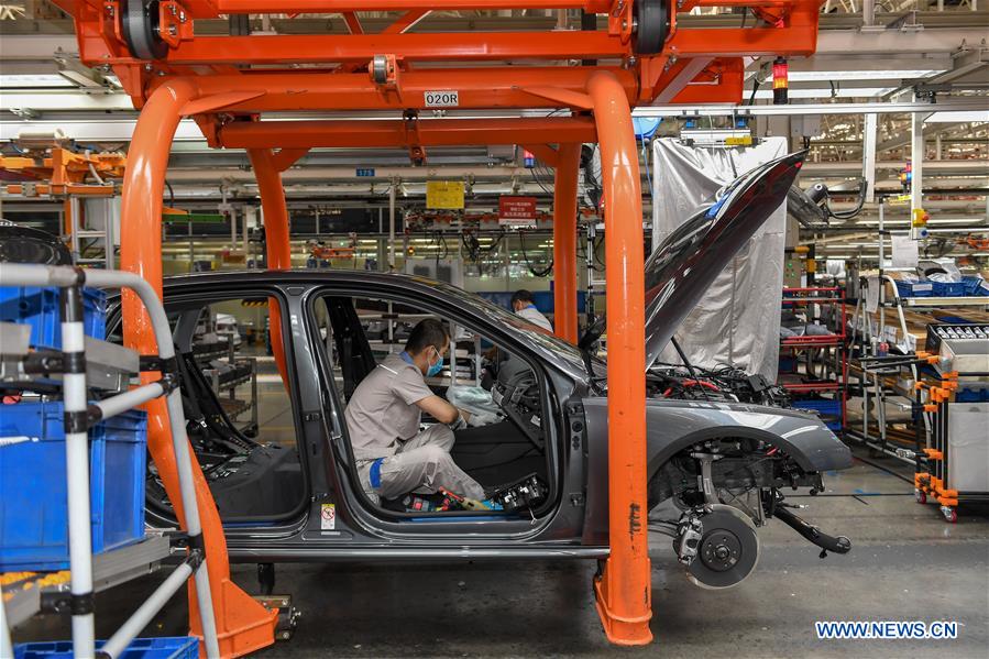 Chine : hausse de la production et des ventes du constructeur automobile FAW Group