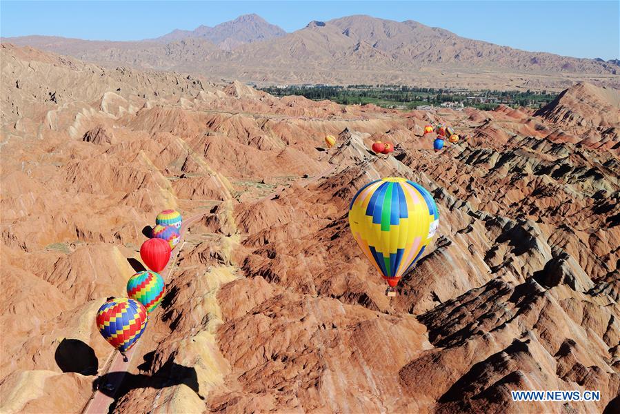 Chine : festival de montgolfières