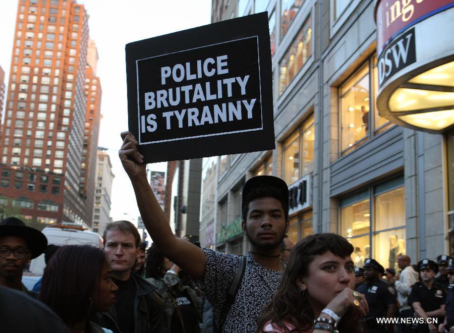 （国际）（1）纽约示威抗议警察暴力 声援巴尔的摩