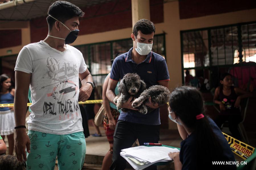 Colombie : opérations de secours après des glissements de terrain