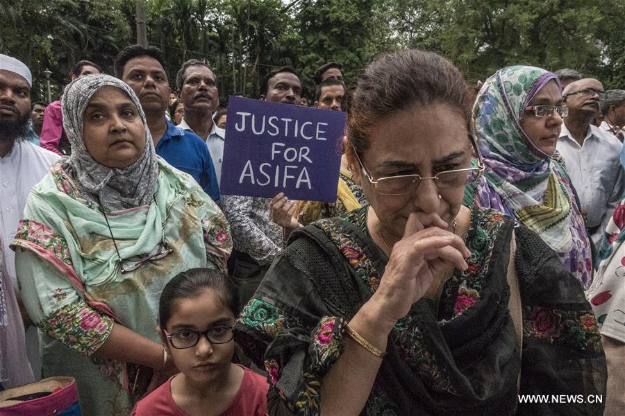 Inde : manifestation à la suite du viol et du meurtre d'une fillette de 8 ans