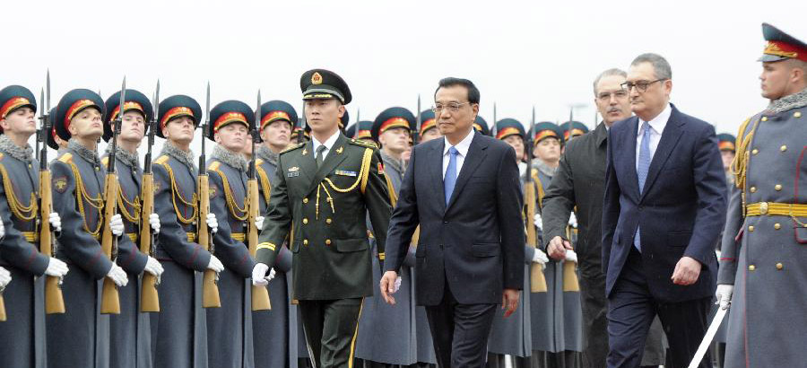 Arriv&eacute;e du PM chinois en Russie pour une visite d'Etat