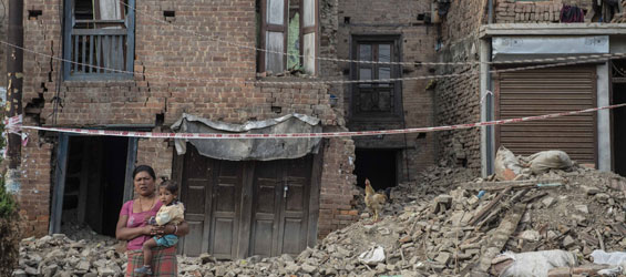 Le bilan du nouveau séisme au Népal grimpe à 96 morts