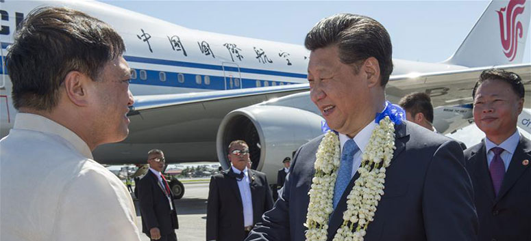 Arrivée du président chinois aux Philippines pour le sommet de l'APEC