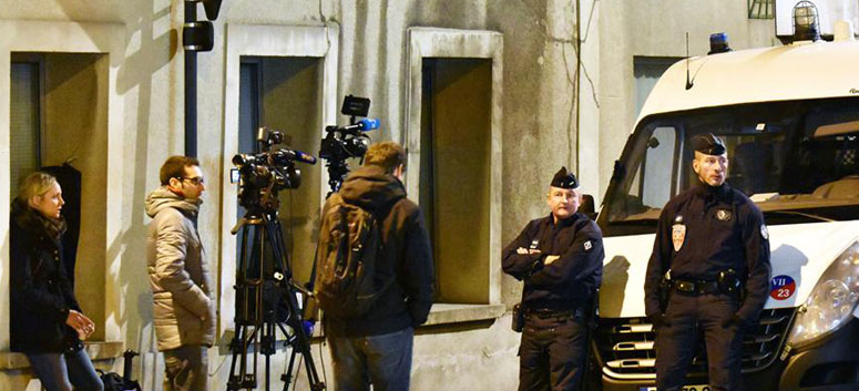 France:  2 morts et 8 personnes en garde à vue après l'assaut des forces de l'ordre à Saint-Denis