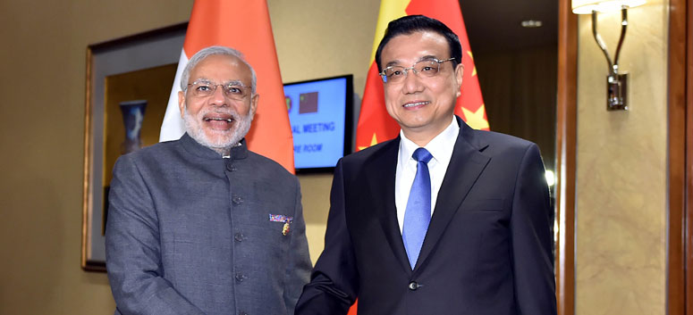 La Chine et l'Inde ont plus d'intérêts communs que de divergences, selon Li Keqiang