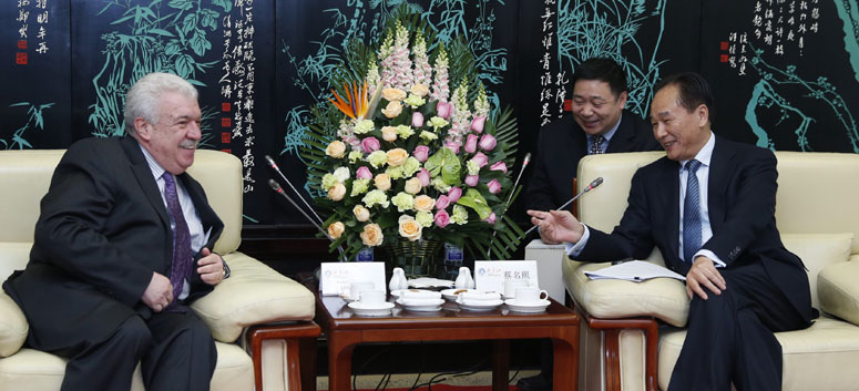 Xinhua propose un plus grand rôle des médias pour promouvoir l'entente