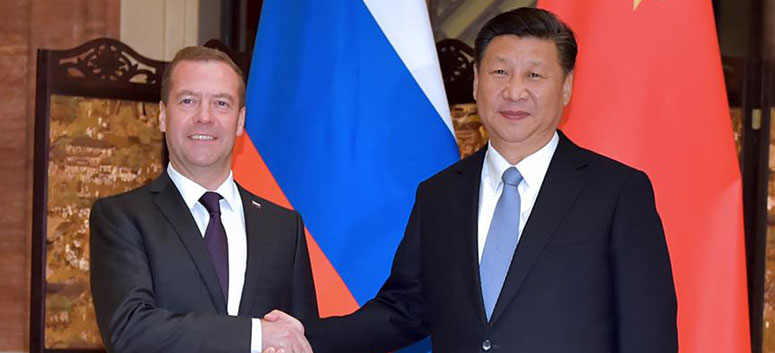Xi Jinping s'attend à un renforcement des relations sino-russes en 2016