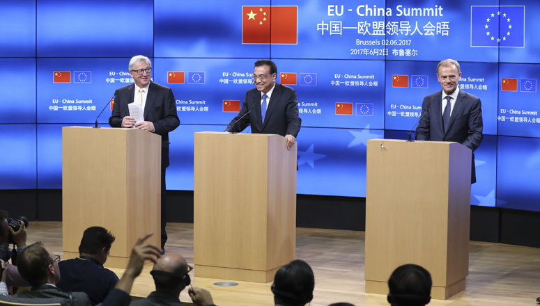 Le Premier ministre chinois encourage l'UE à respecter ses obligations dans le cadre 
de l'OMC
