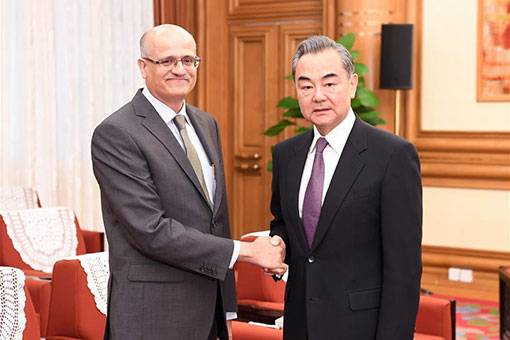 Le conseiller d'Etat chinois rencontre le secrétaire indien aux Affaires étrangères