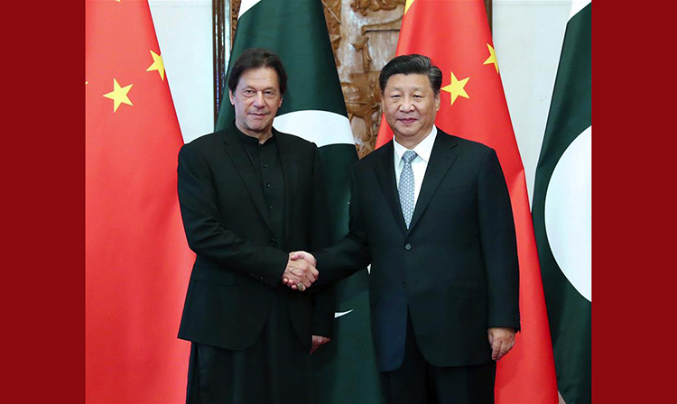 Xi Jinping : la Chine souhaite sinc&egrave;rement aider le Pakistan &agrave; se d&eacute;velopper mieux et plus rapidement