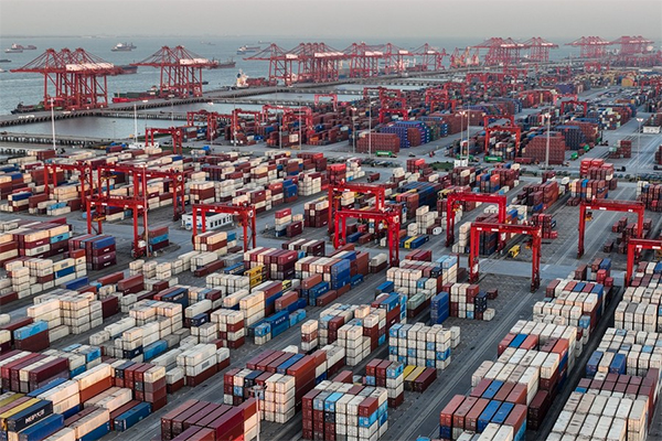 Le commerce extérieur de la Chine en hausse de 4,8% au cours du premier trimestre