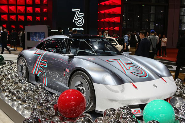 Chine : ouverture d'un salon automobile à Shanghai