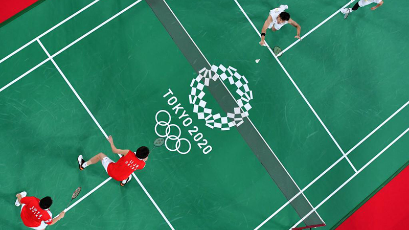 JO de Tokyo : match de badminton en double hommes Chine-Japon